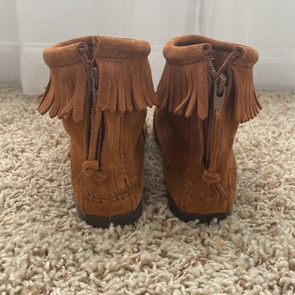 MinnieTonka Back Zip Hardsole Moccasins Boot Sz 7.5 - Picture 4 of 9
